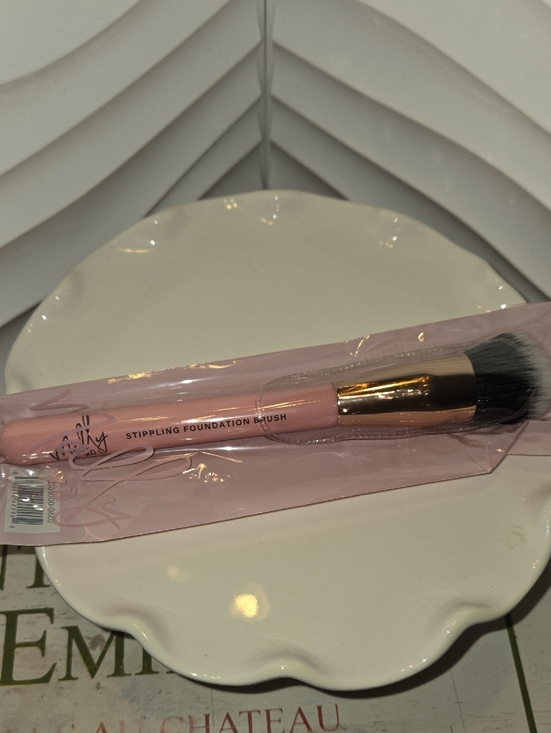 Mally Beauty Other - Mally Stippling Foundation Brush